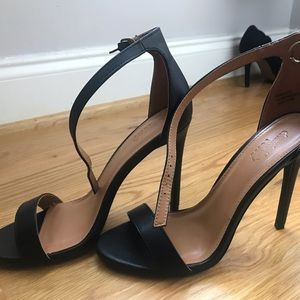 Charlotte Ruse Black High Heels ♟